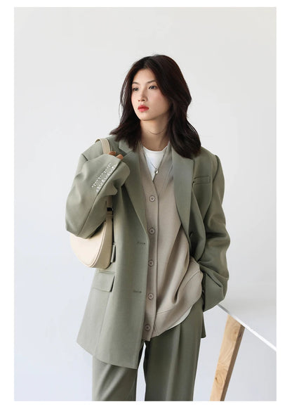 Korean V-Neck Sweatshirt – Autumn/Winter 2025