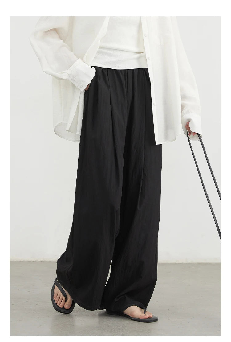 High-Waist Wide Leg Trousers – Spring/Summer 2025 Collection