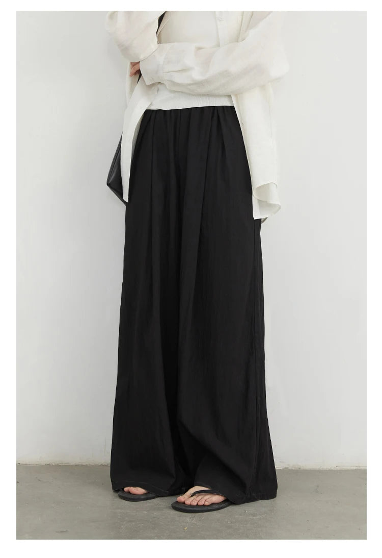 High-Waist Wide Leg Trousers – Spring/Summer 2025 Collection
