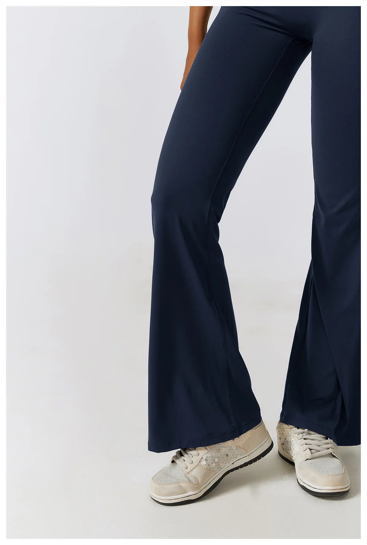 Women’s Gym Training Jumpsuit – Seamless Push-Up Yoga Bodysuit