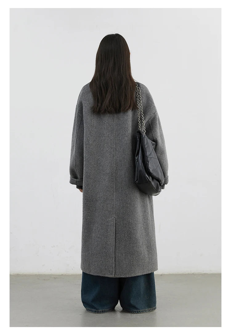 Double-Breasted Wool Coat – Autumn/Winter 2025