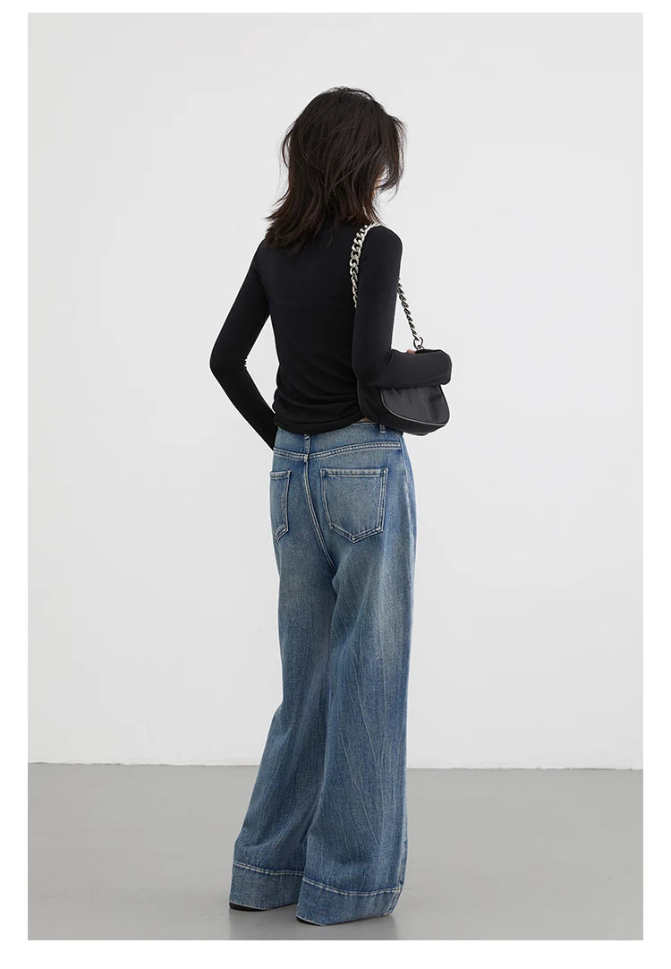 Slim Fit Basic T-Shirt – Spring/Autumn 2025 Collection