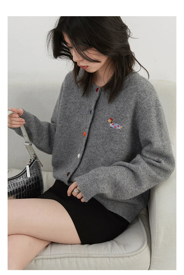 Embroidered Love Button Cardigan – Spring/Autumn 2025 Collection