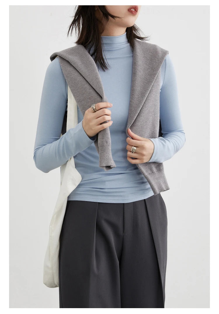 Slim Fit Basic T-Shirt – Spring/Autumn 2025 Collection