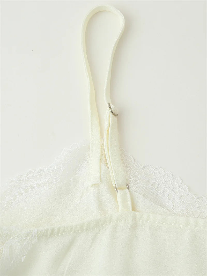 Lace Patchwork V-Neck Top – Summer 2025