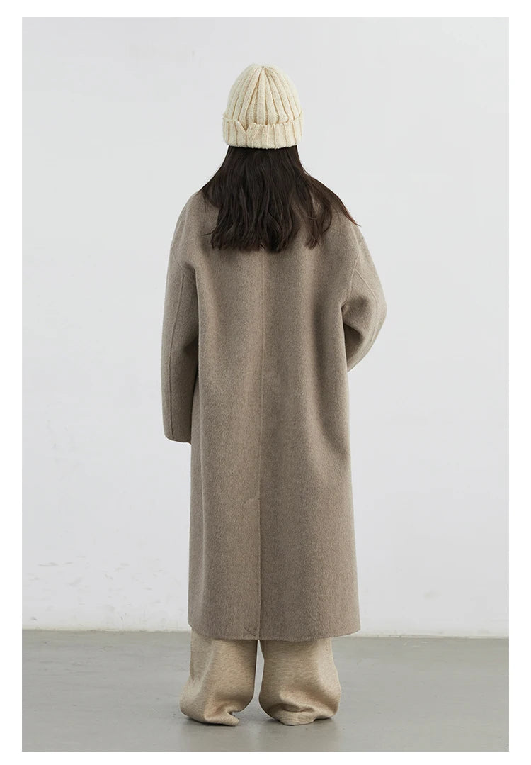 Double-Breasted Wool Coat – Autumn/Winter 2025