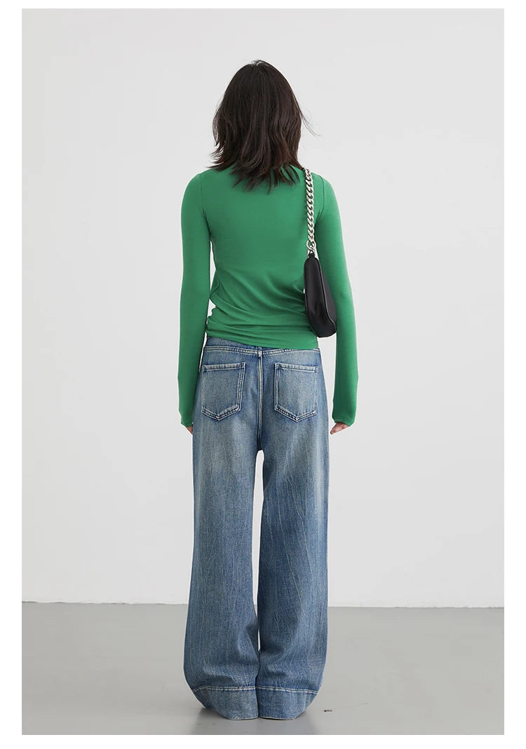 Slim Fit Basic T-Shirt – Spring/Autumn 2025 Collection