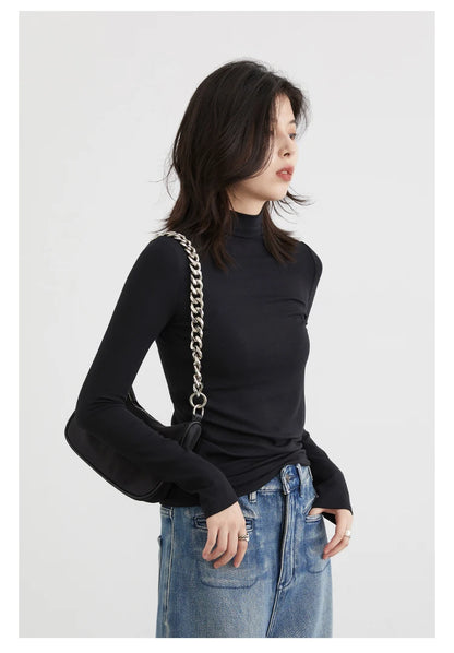 Slim Fit Basic T-Shirt – Spring/Autumn 2025 Collection