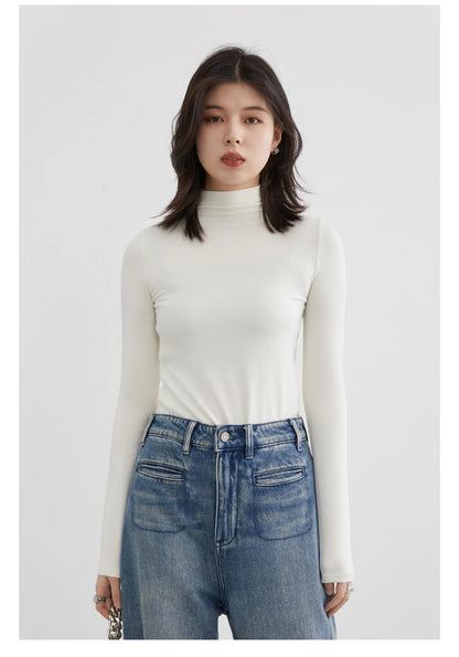 Slim Fit Basic T-Shirt – Spring/Autumn 2025 Collection